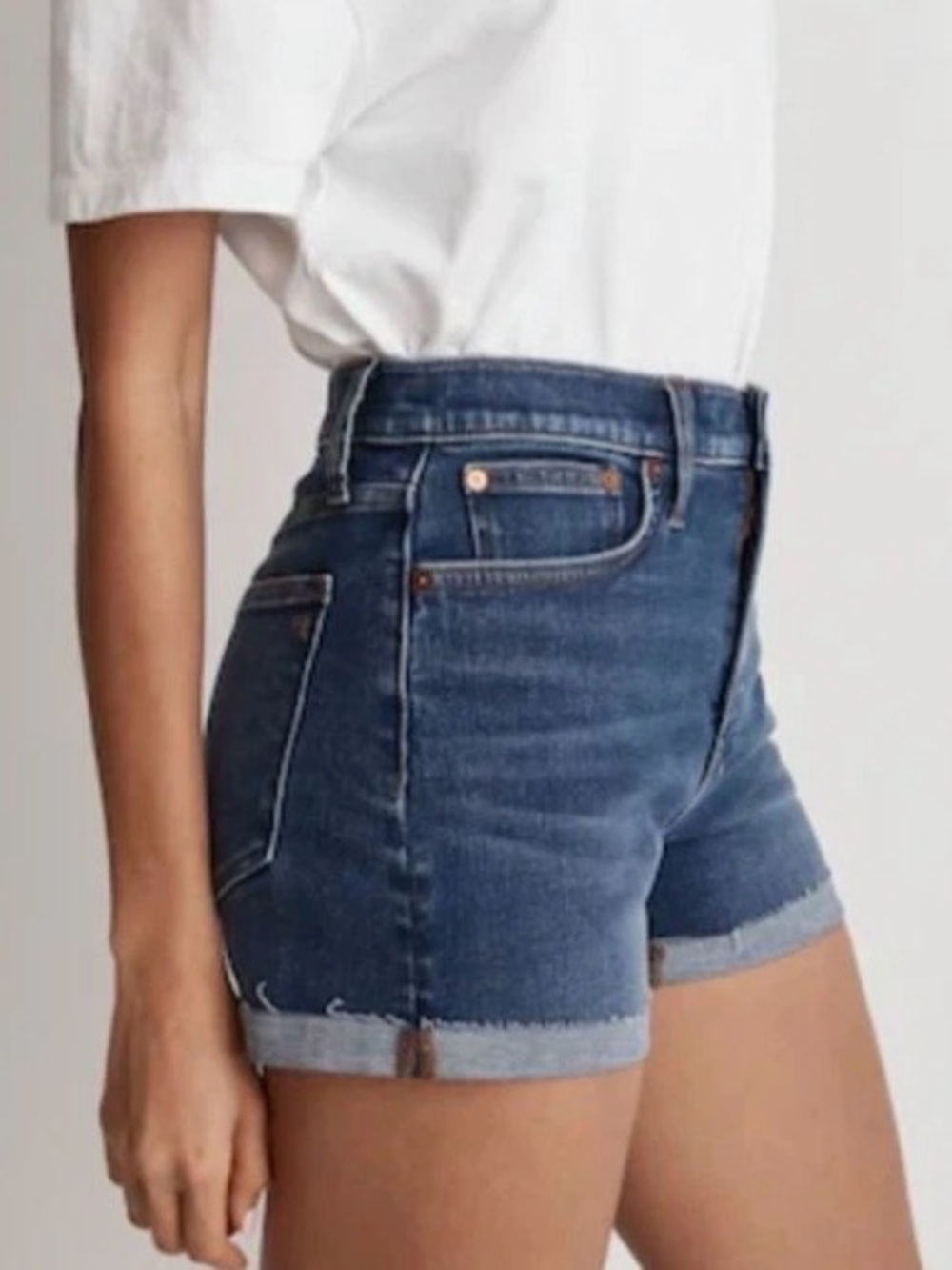 High-Rise Denim Shorts - Blue